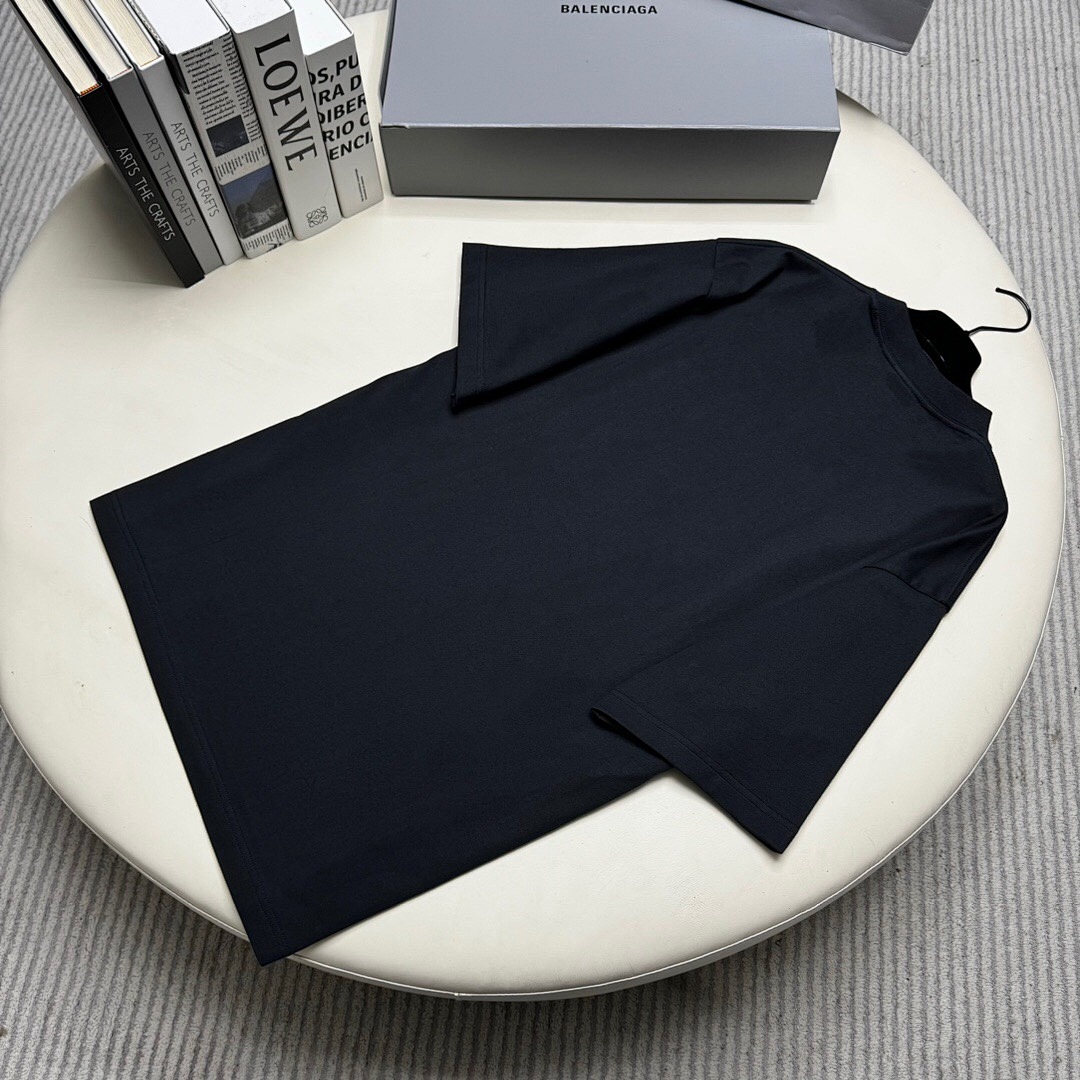 Balenciaga BA Print T - Image 11