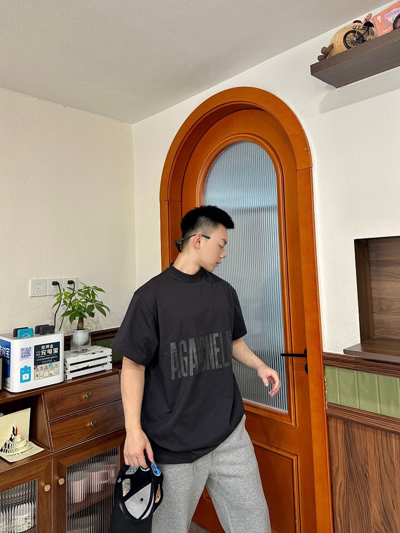 Balenciaga Reverse Print Short Sleeve - Image 14