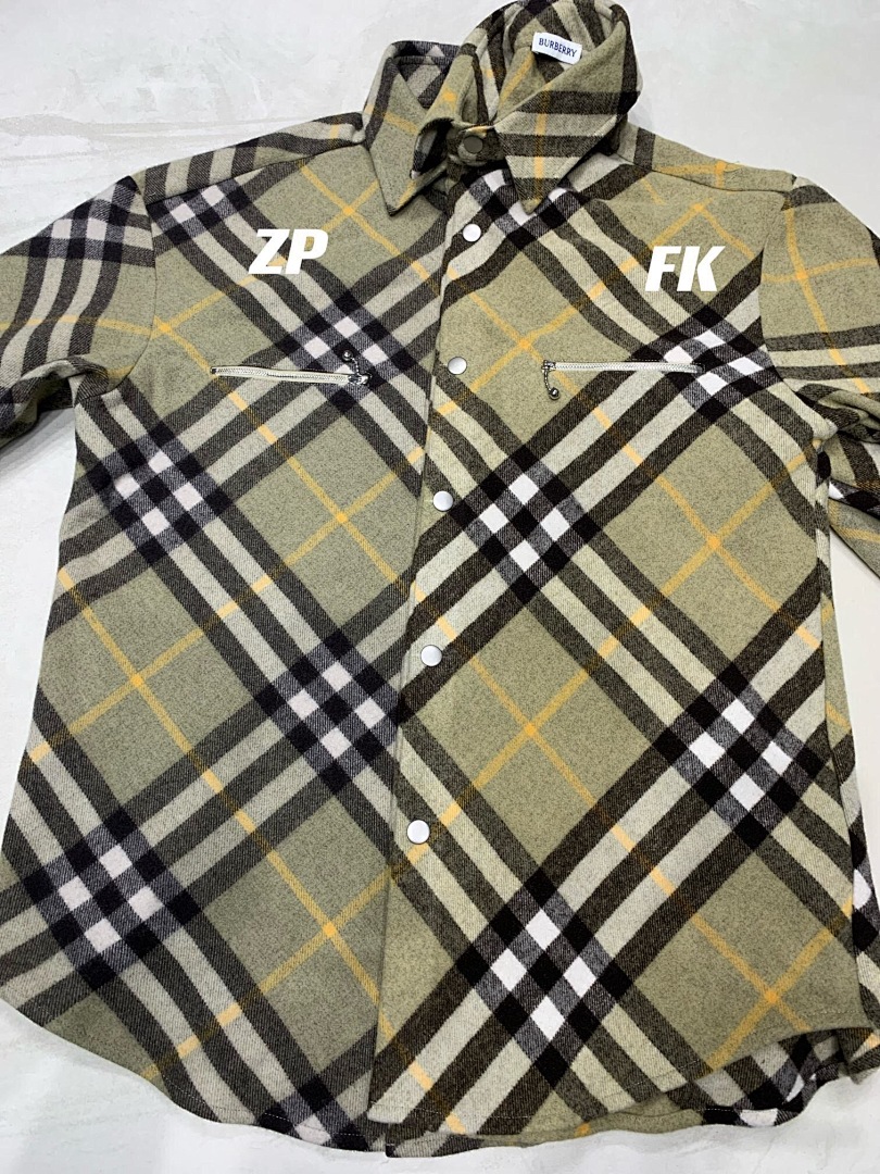 Burberry Plaid Fleece - Image 5