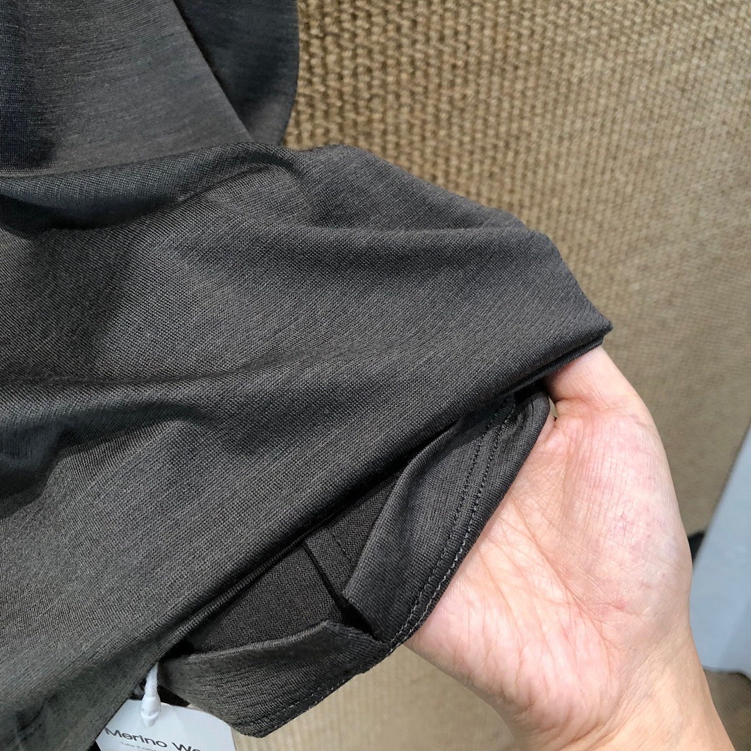 Unbranded Fleece Short Sleeve - Image 12