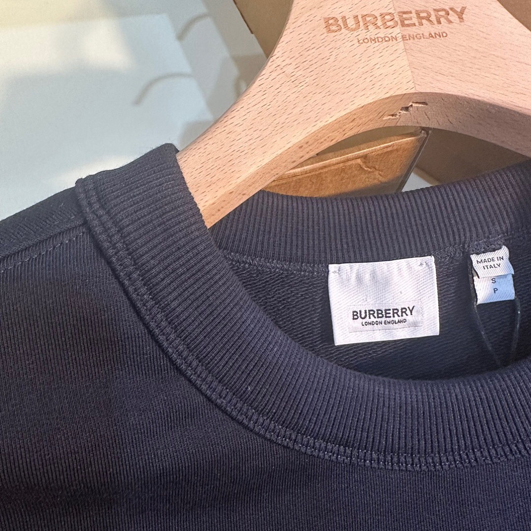 Burberry Leaf Collar - Image 4