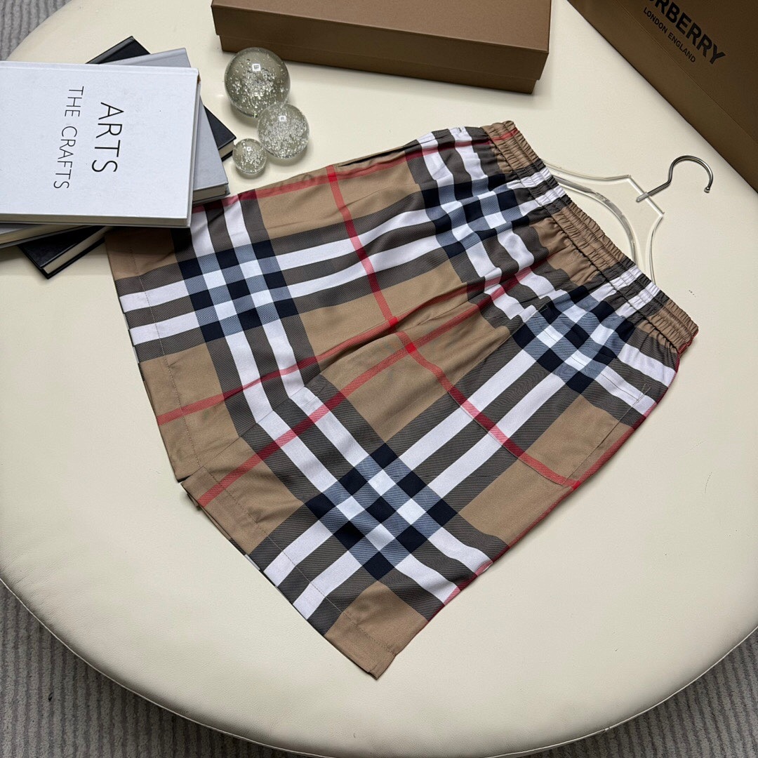 Burberry BR Big Plaid Short - Image 6