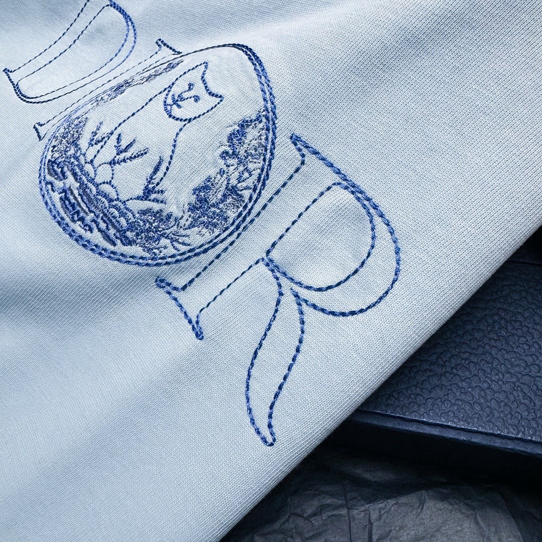 Unbranded Small Embroidered Short Sleeve - Image 7