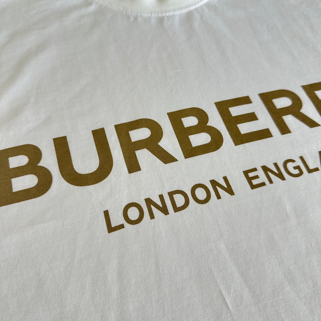 Burberry BU Gold Print T - Image 8
