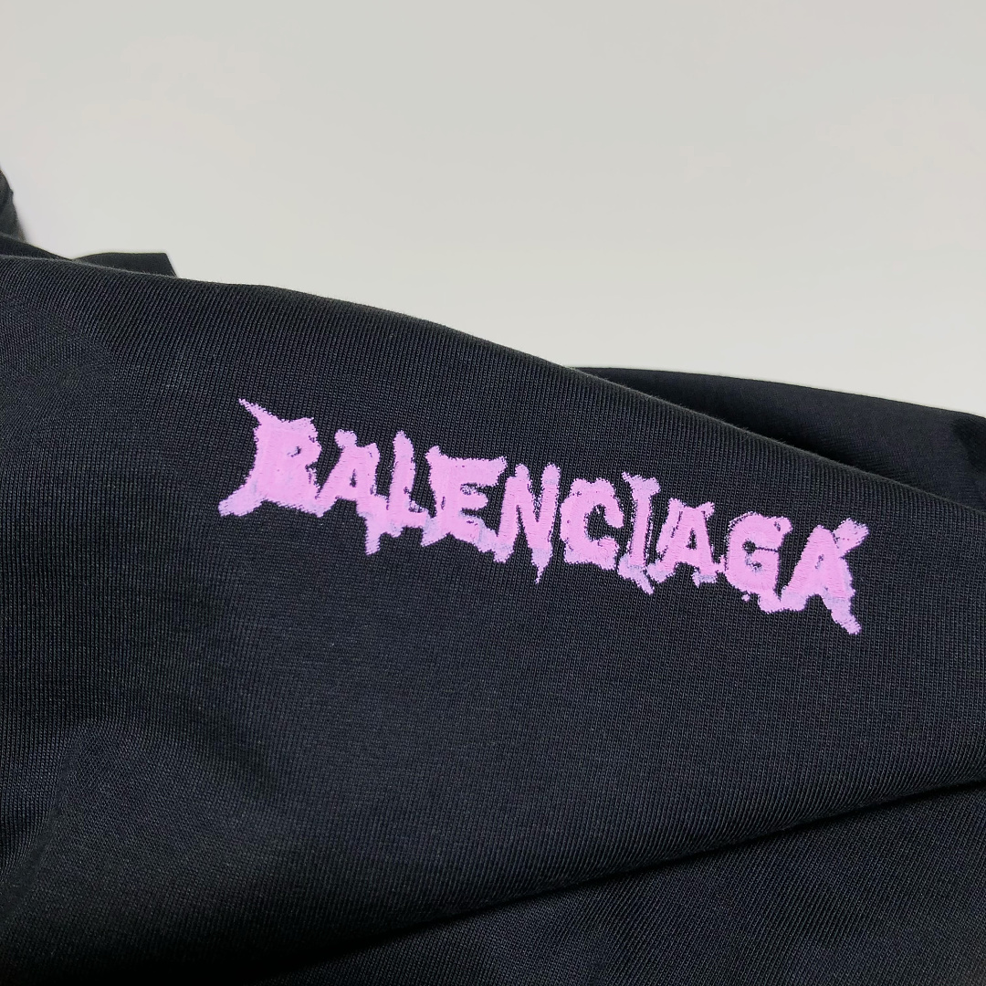 Balenciaga Pink Embroidered Print T - Image 11