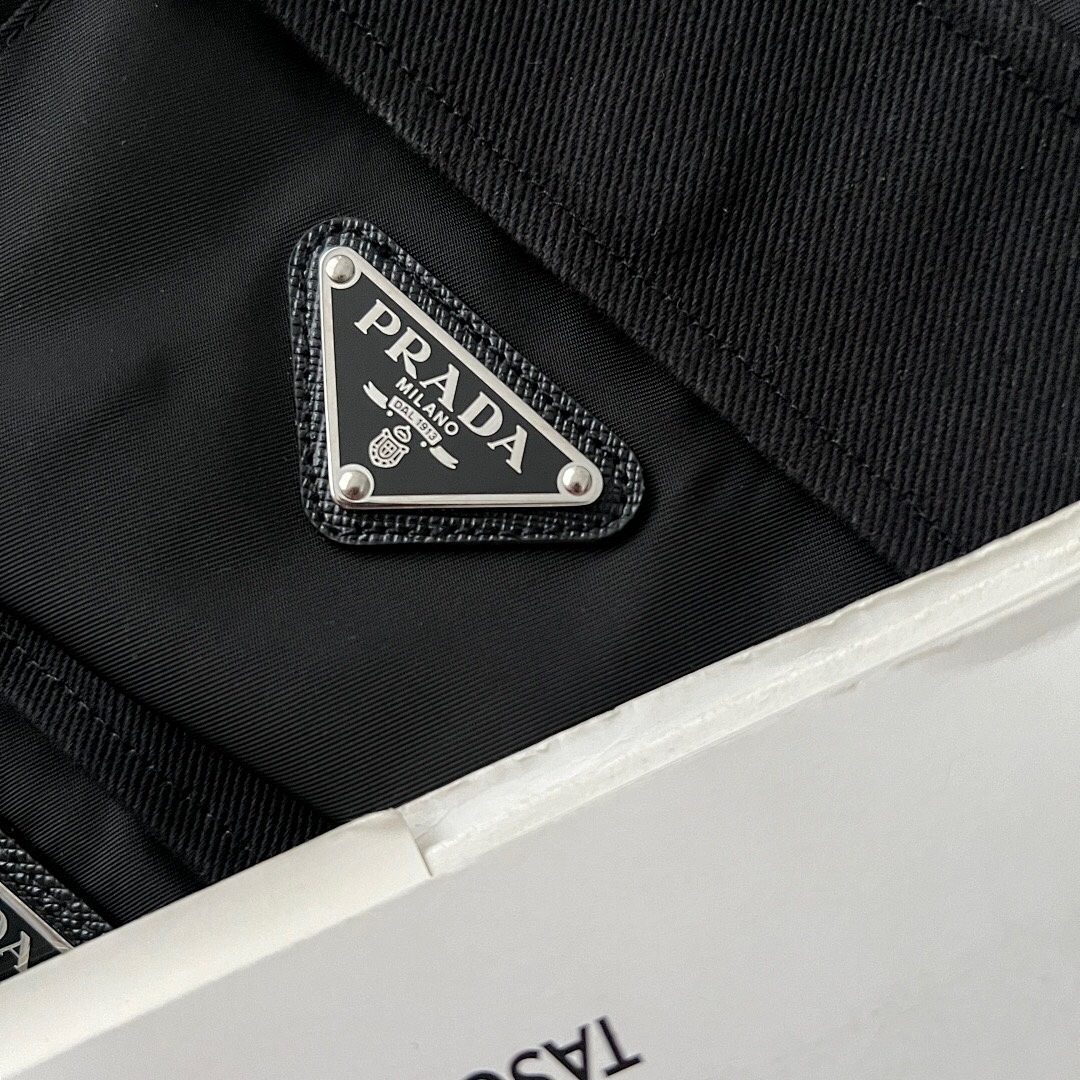 Unbranded Black Triple Label Collar - Image 7