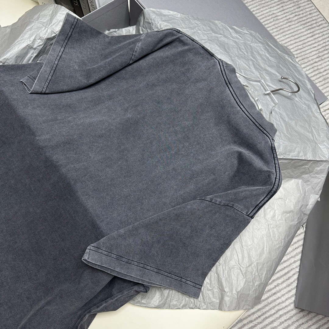 Balenciaga Iron Short Sleeve - Image 7