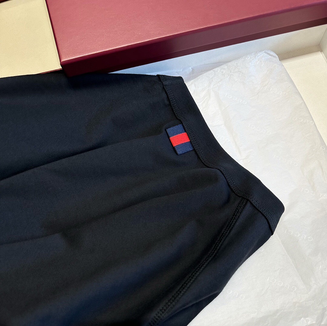 Gucci Red Blue Strap Embroidered T - Image 7
