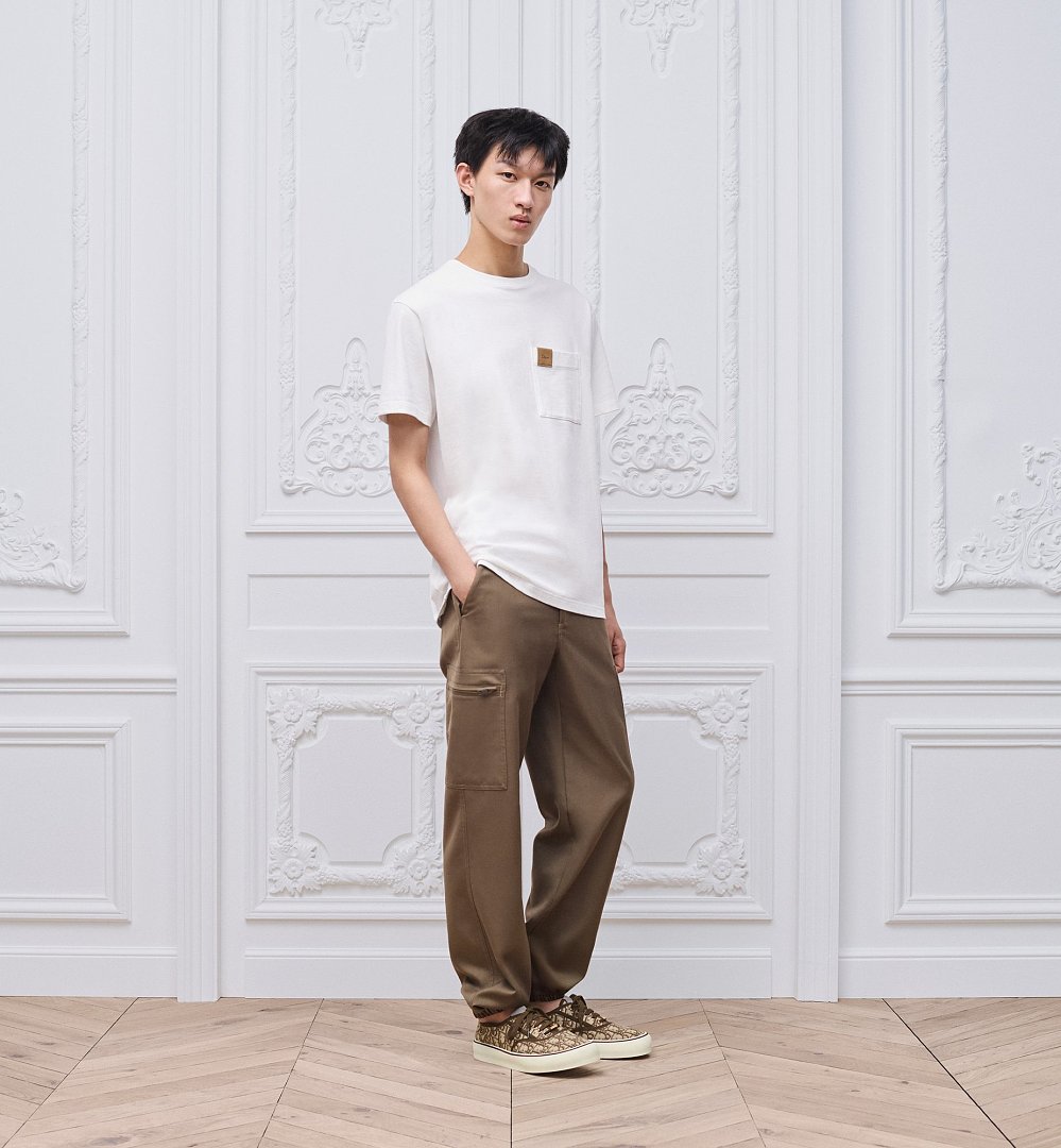 Unbranded Leather Label T - Image 13