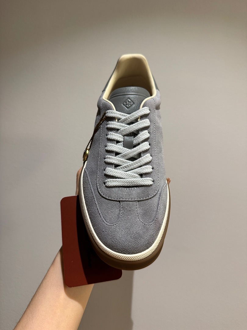 Unbranded LP - Image 10
