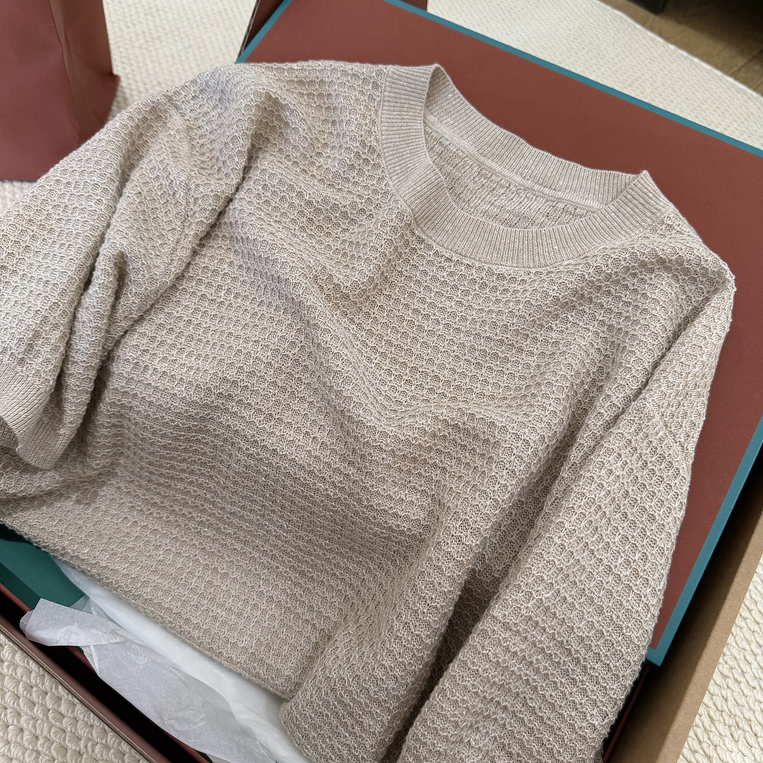 Unbranded T - Image 6