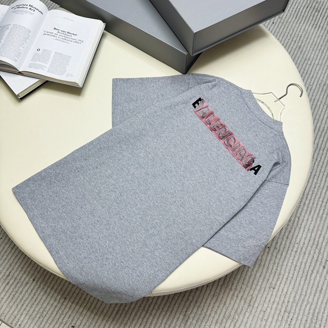 Balenciaga Floral Gum Strap T - Image 7