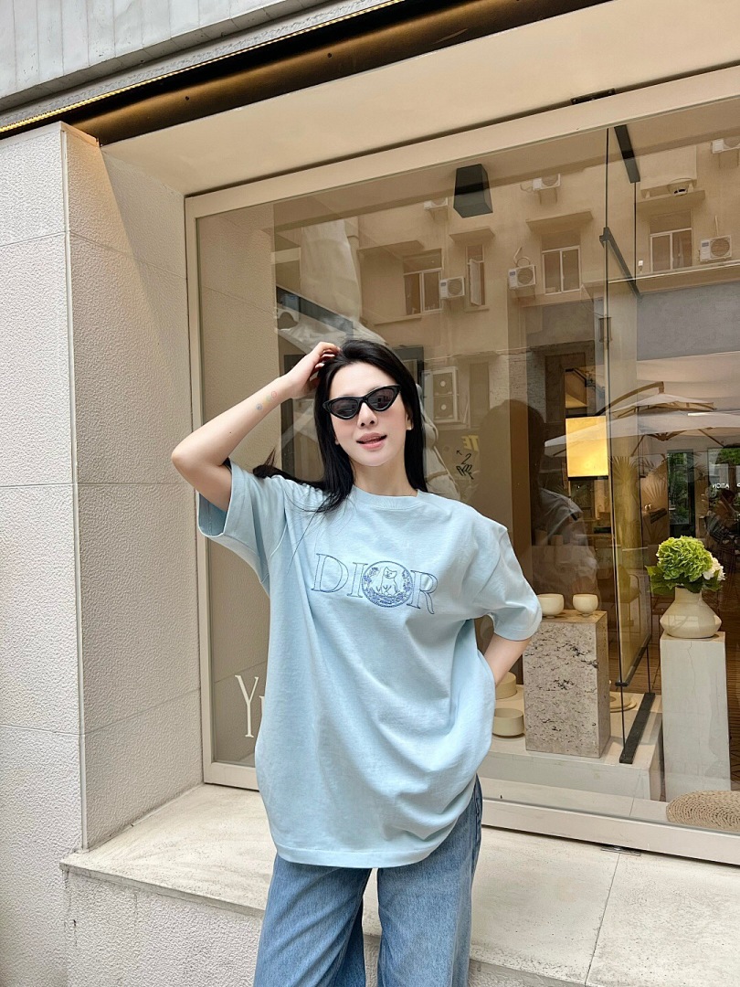 Unbranded Small Embroidered Short Sleeve - Image 14