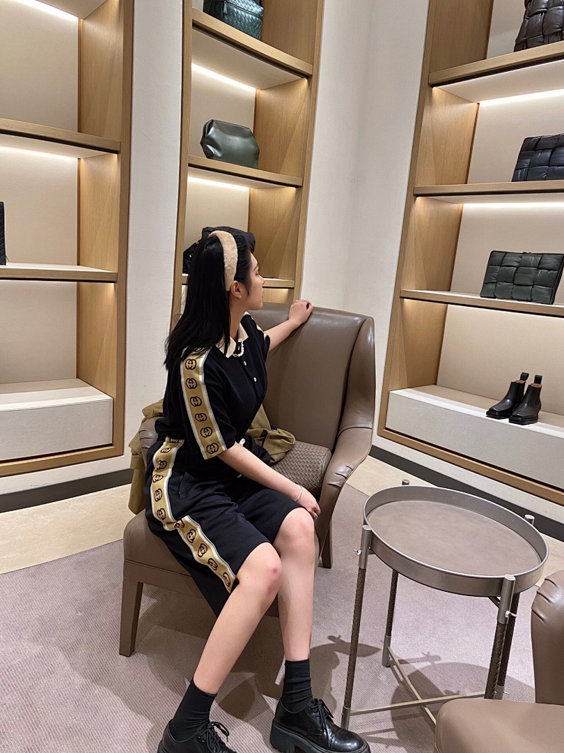 Gucci G Light Short - Image 17