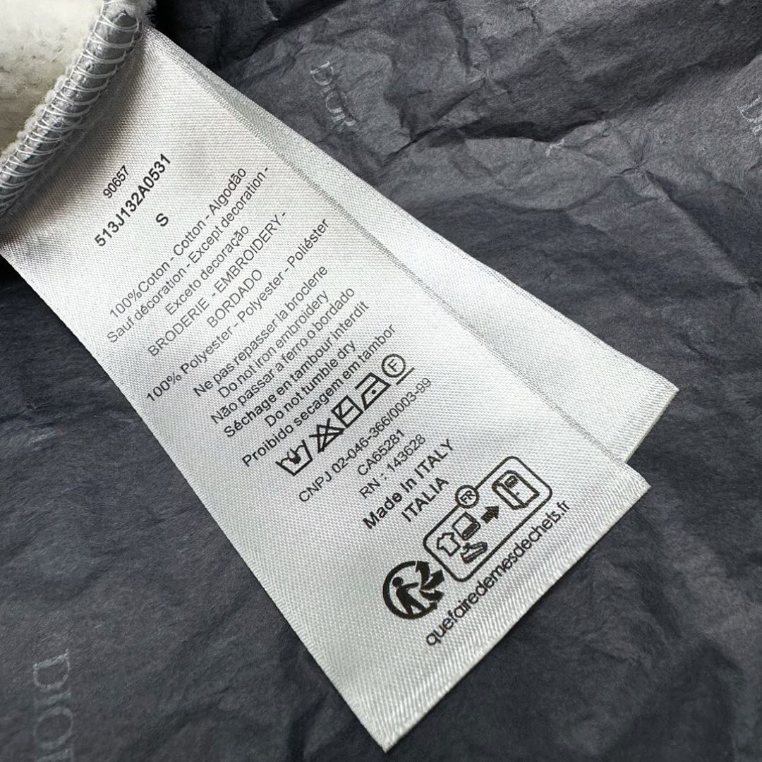 Unbranded D Half (Grey) - Image 11