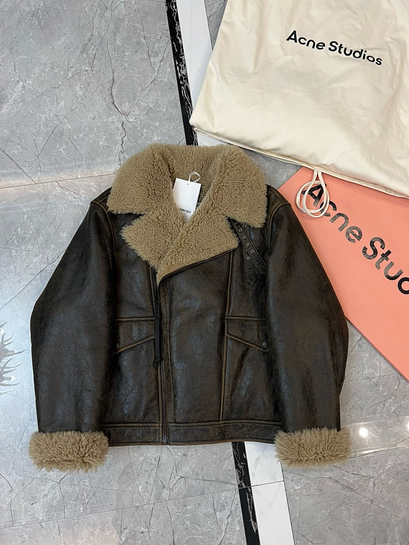 Other 027, photo 1