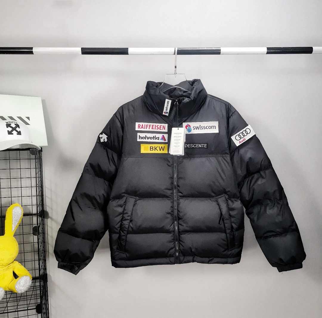 Des*Ents Lianlian Down Jacket, photo 1