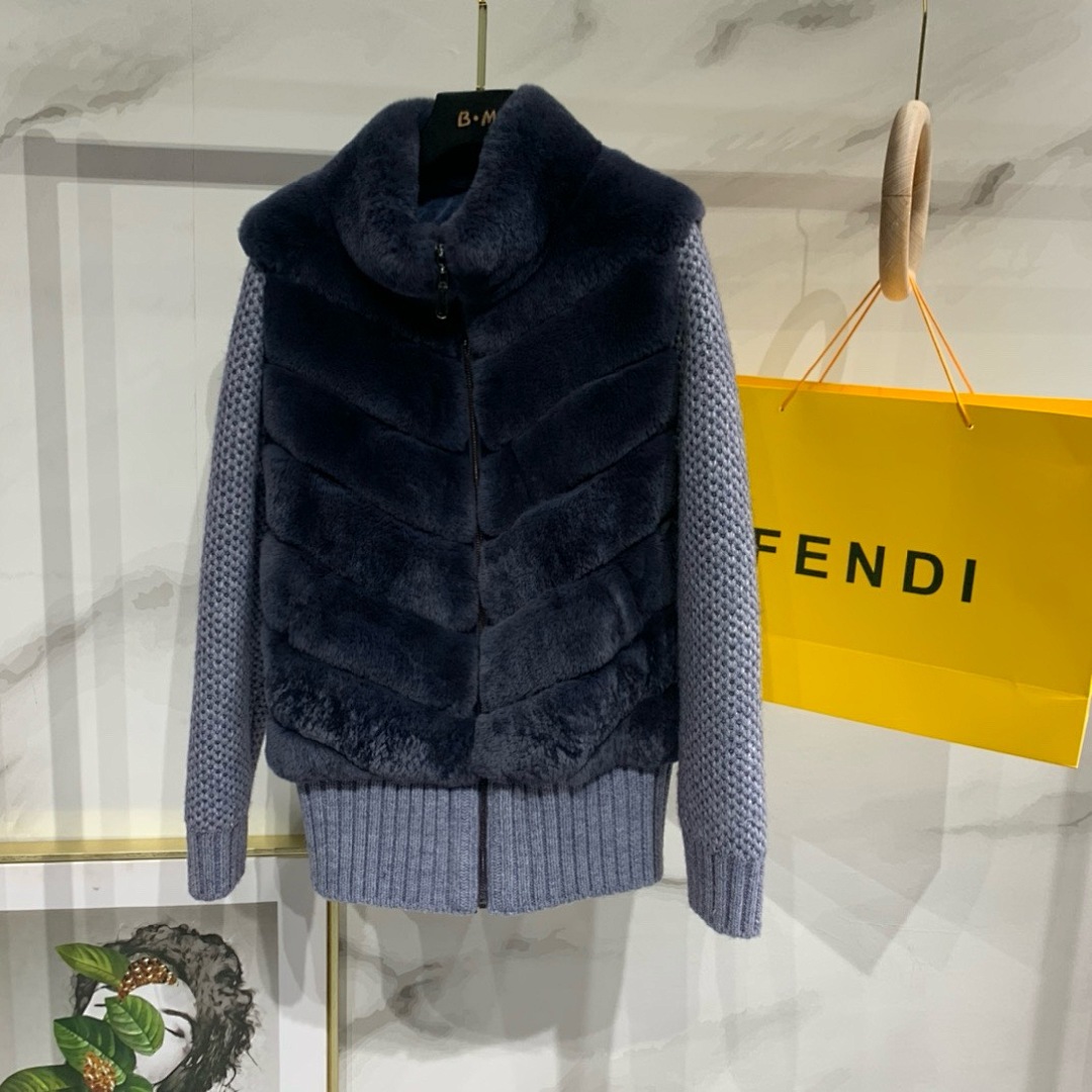 020, photo 1