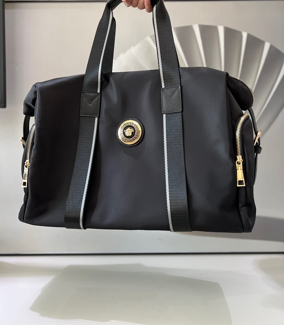 Other Men's Verce Bags, photo 1