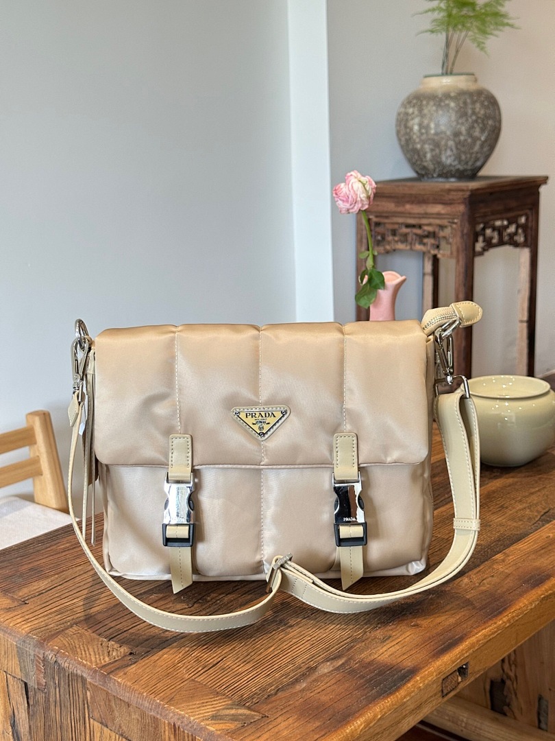 Parachute Messenger Bag, photo 1