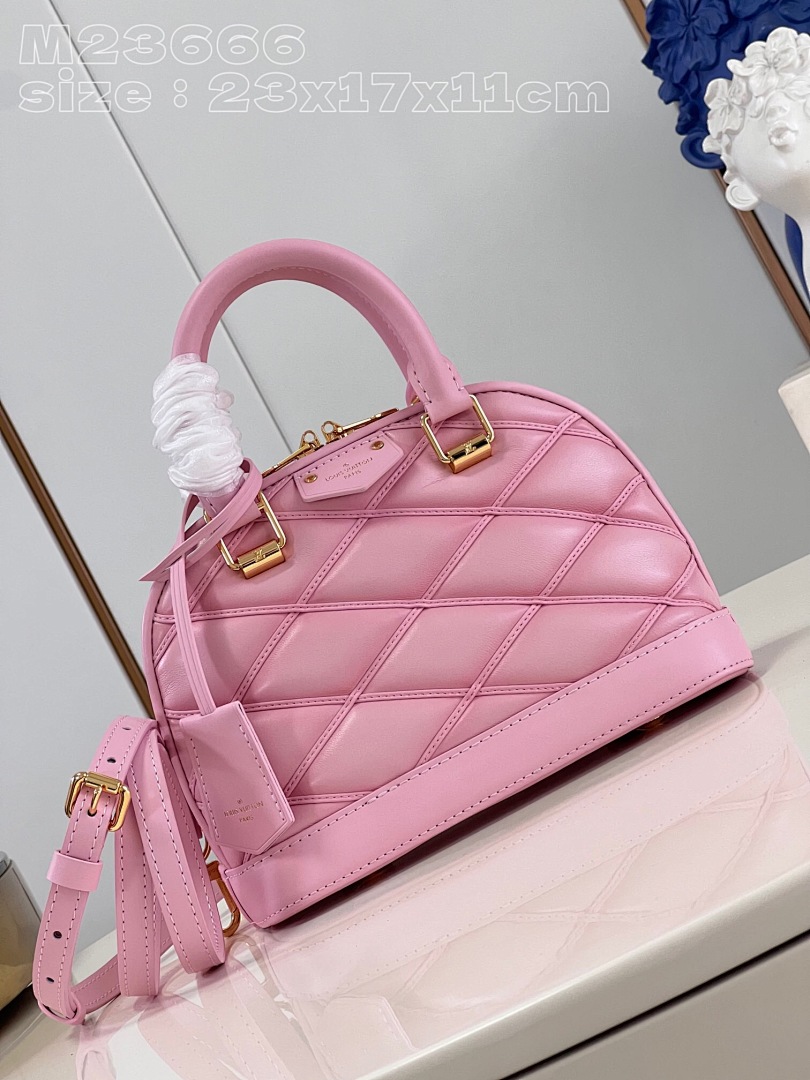 Other Nicolas GhesquièRe (Pink), photo 1