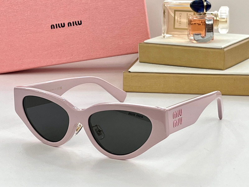 Miu-Miu Glasses, photo 1