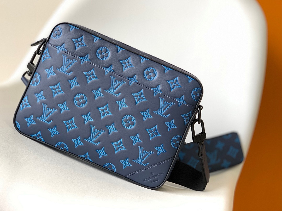 Other Blue, photo 1