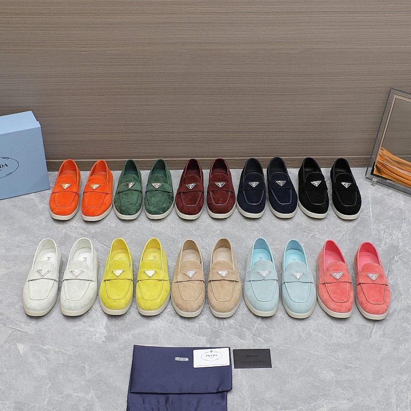 Other Loafers, photo 1