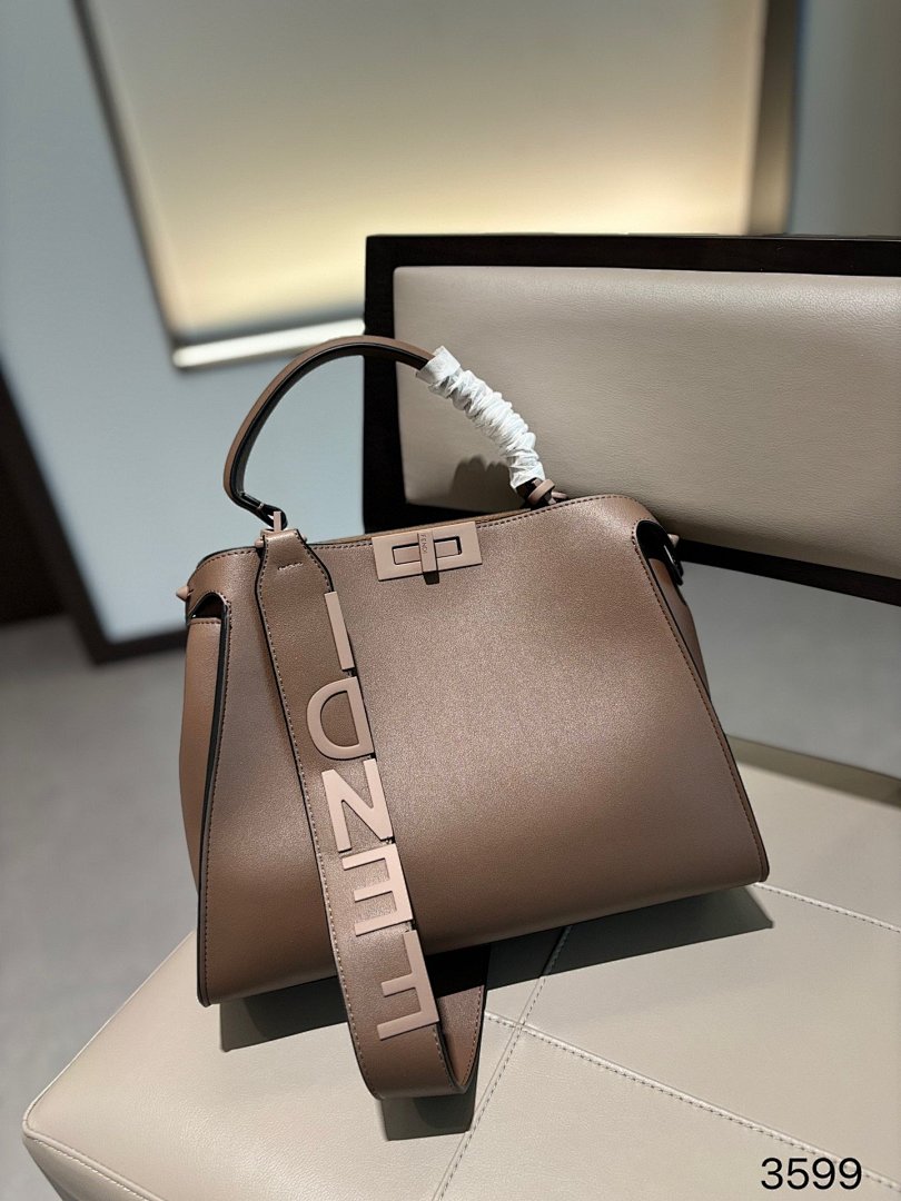 Metallic Strap, photo 1