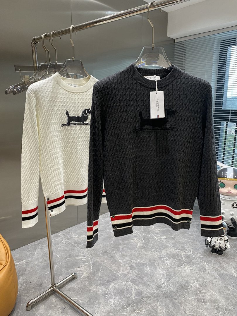 Christian Louboutin Christian Louboutin Fleece, photo 1