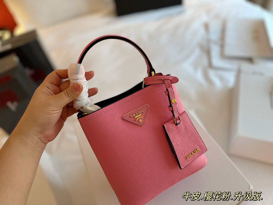 Other Bucket Bag, photo 1