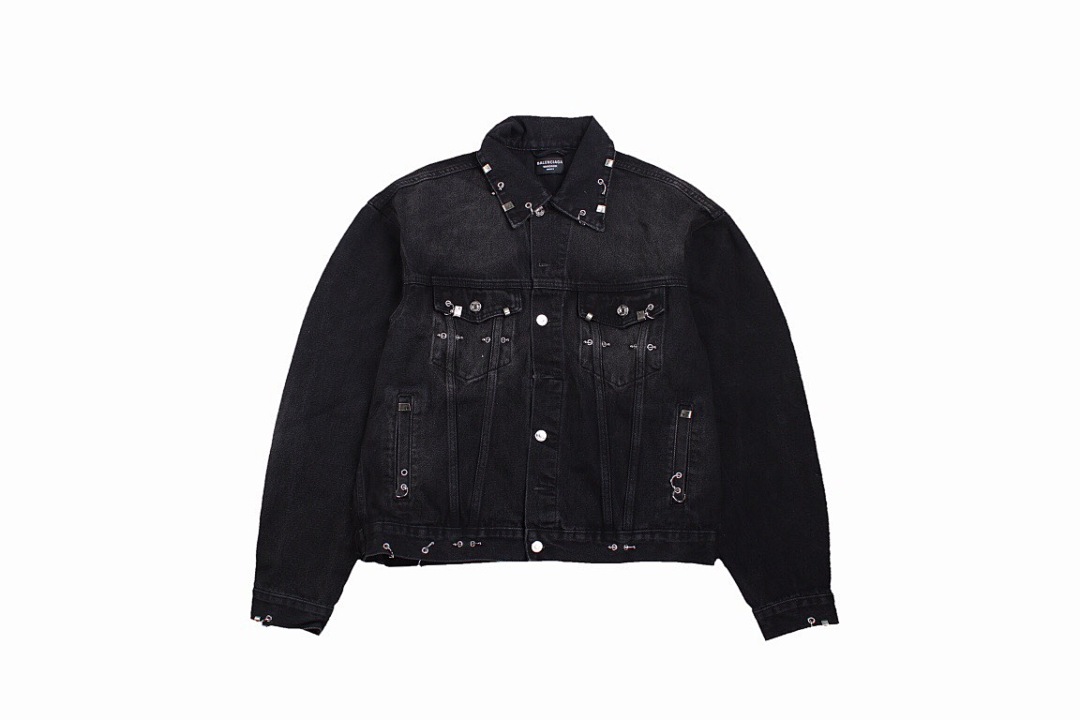 Christian Louboutin Christian Louboutin Balen--Ciaga 24SS Stud Buckle Fire Top, photo 1
