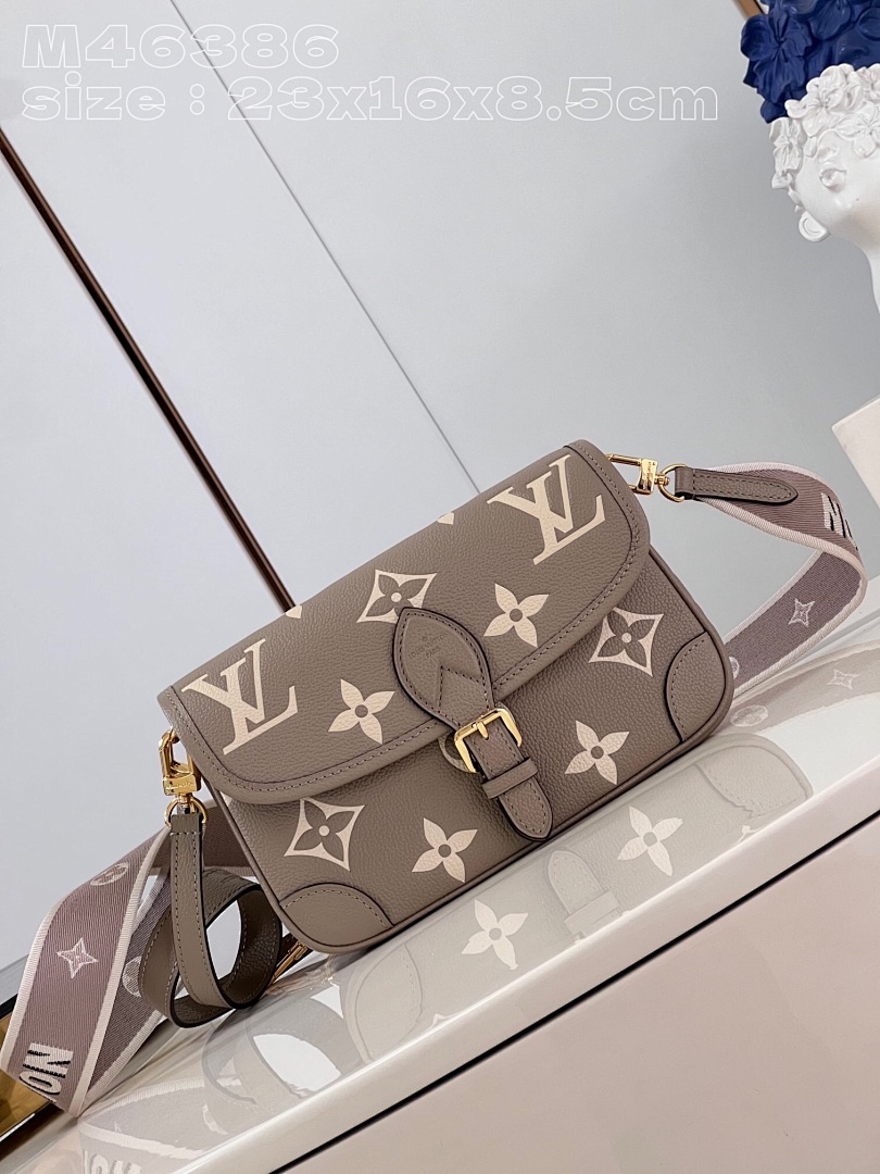 Other Grey Silk Monogram Empreinte, photo 1
