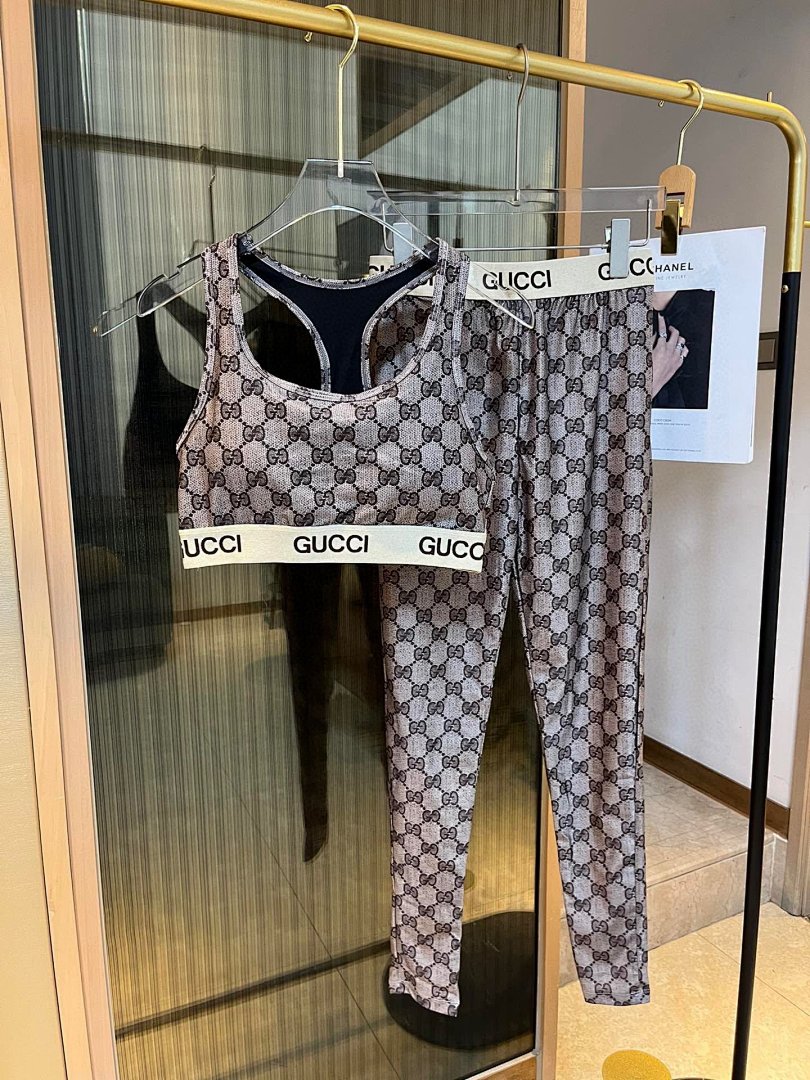 Other Yoga Wear, photo 1