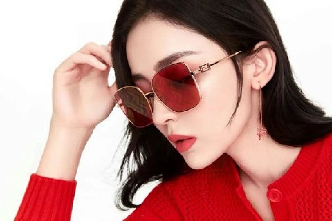 Other Fendi Sunglasses - Image 47