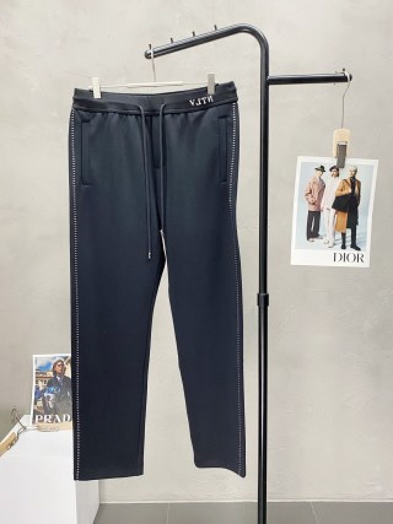 Christian Louboutin VETEMENTS Mens Winter - Image 98