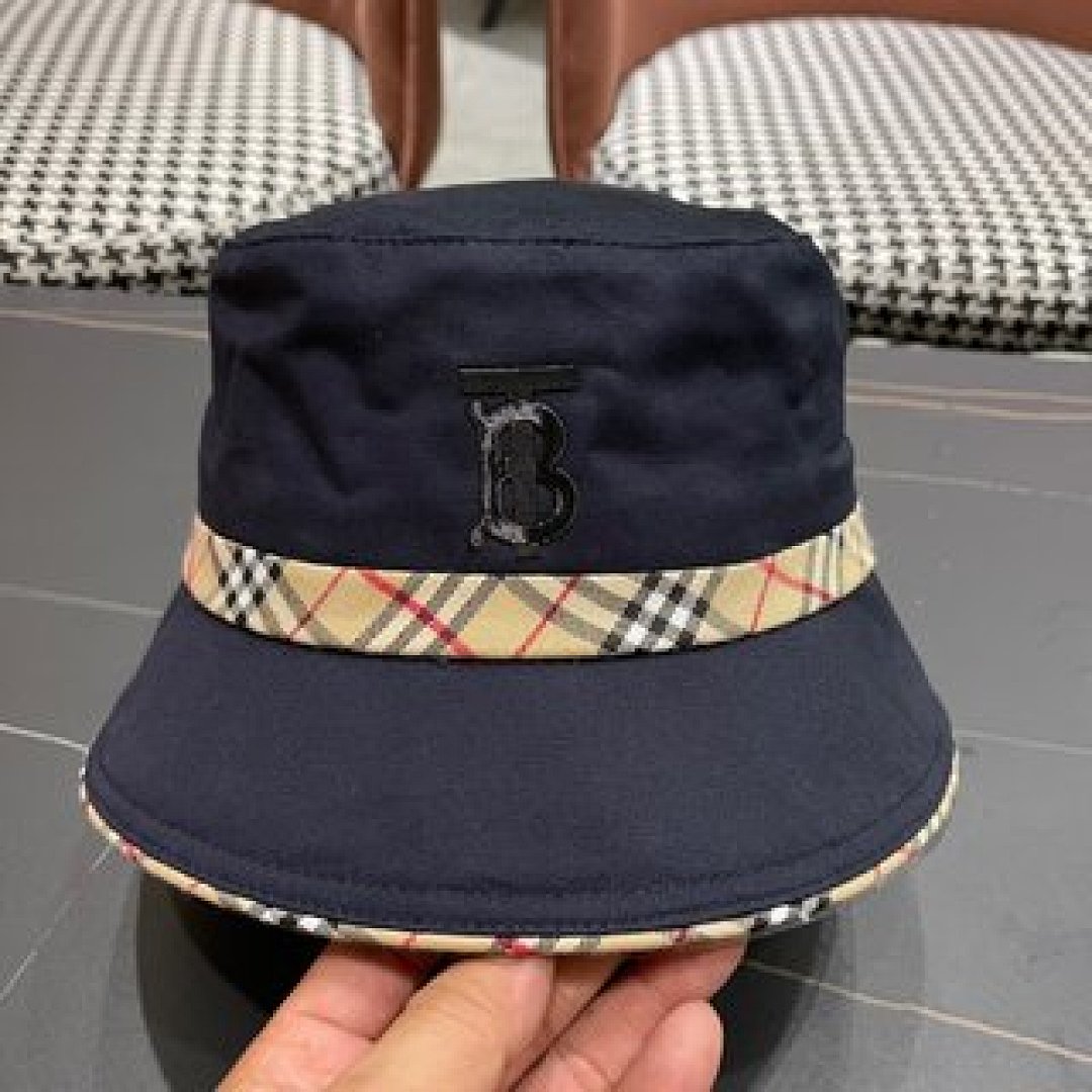 Other Burberry - Image 29