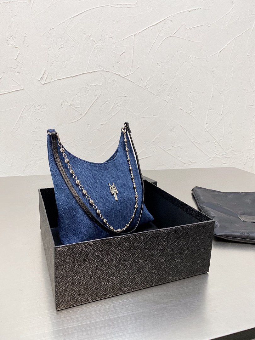 Chanel Chrome Hearts Bag - Image 94