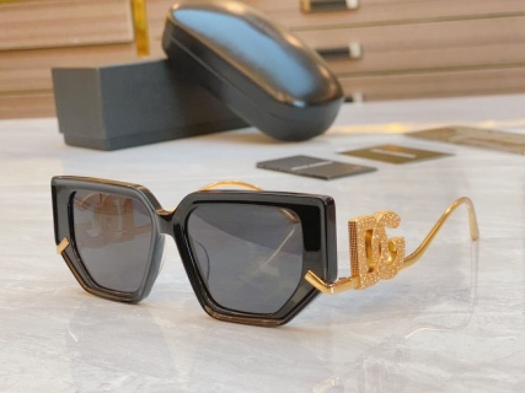 Other Dg Sunglasses - Image 19