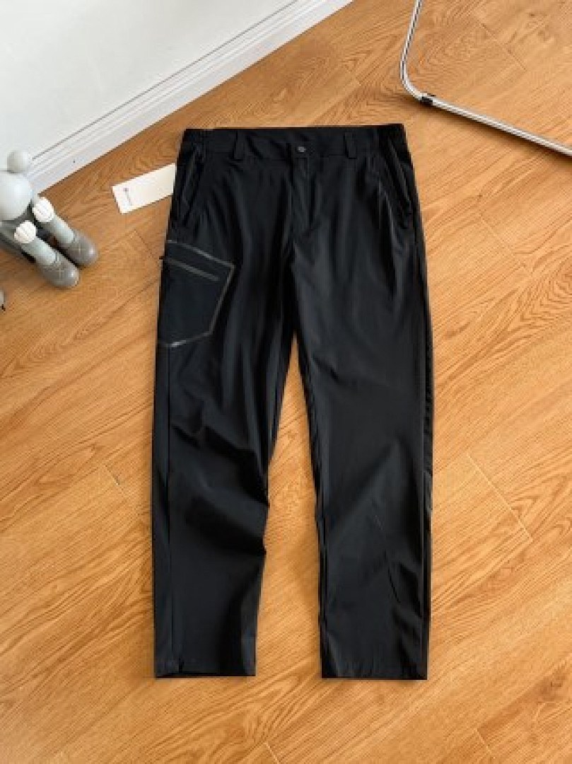 Christian Louboutin Lululemon - Image 92