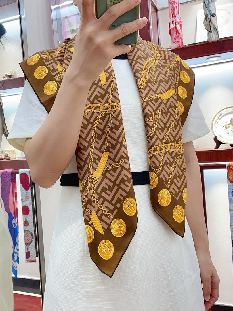 Other Fendi - Image 34