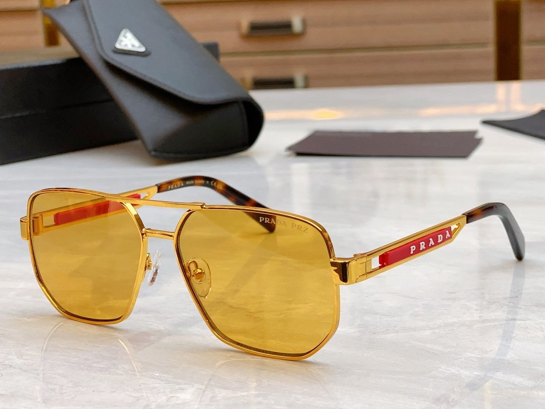 Other Glasses, photo 1
