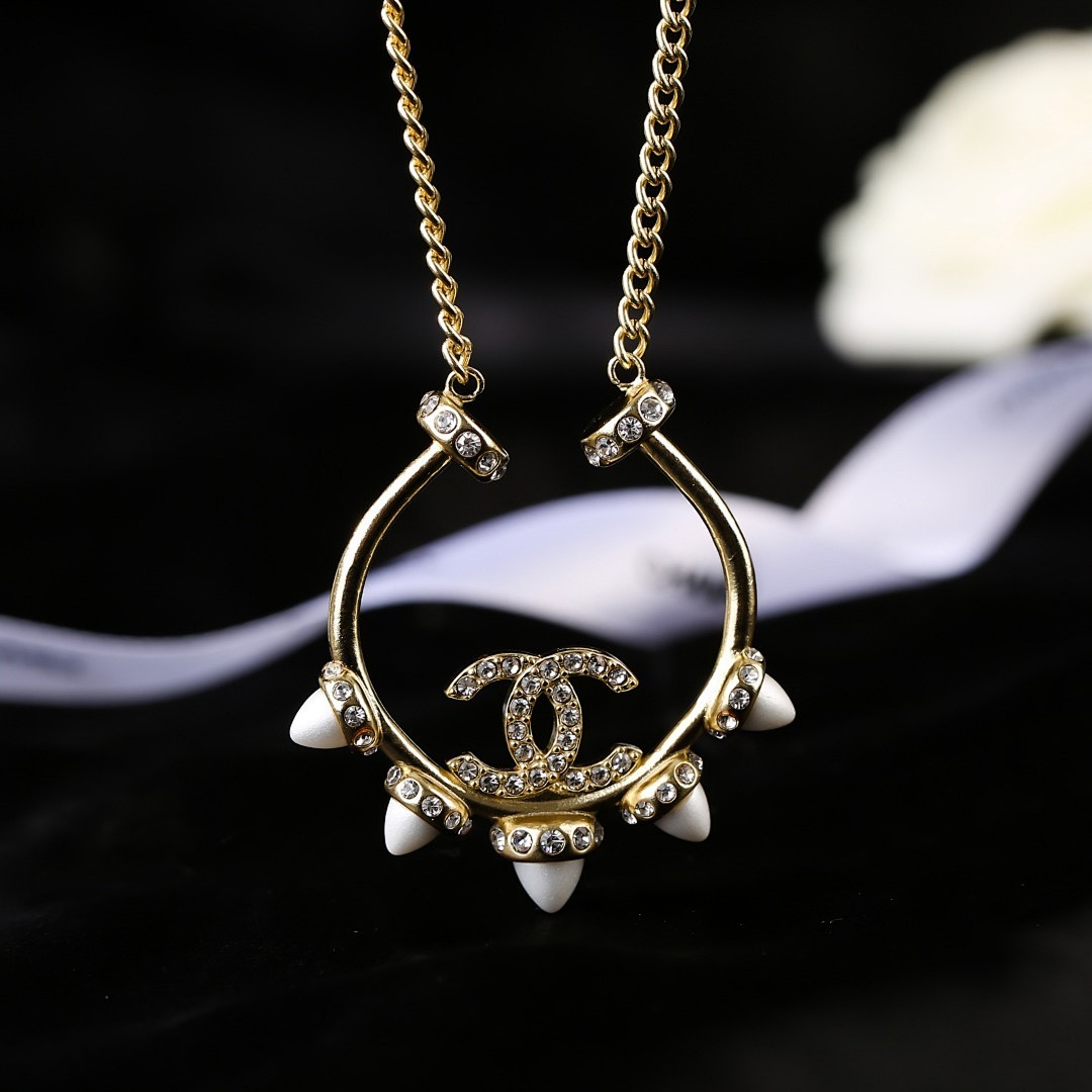 Other Chanel - Image 9