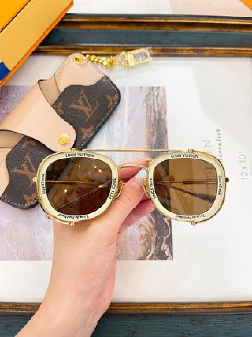 Other Lv Sunglasses - Image 32