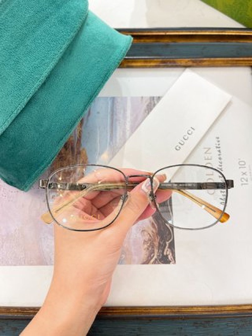 Other GUCCI Sunglasses - Image 6