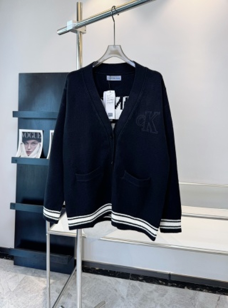 Other Man Clothes Winter (Sky) - Image 11