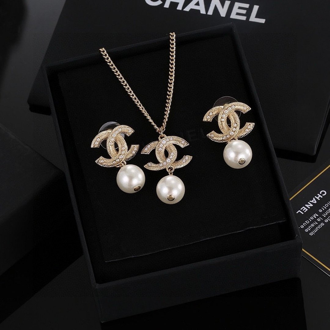 Other Chanel - Image 18