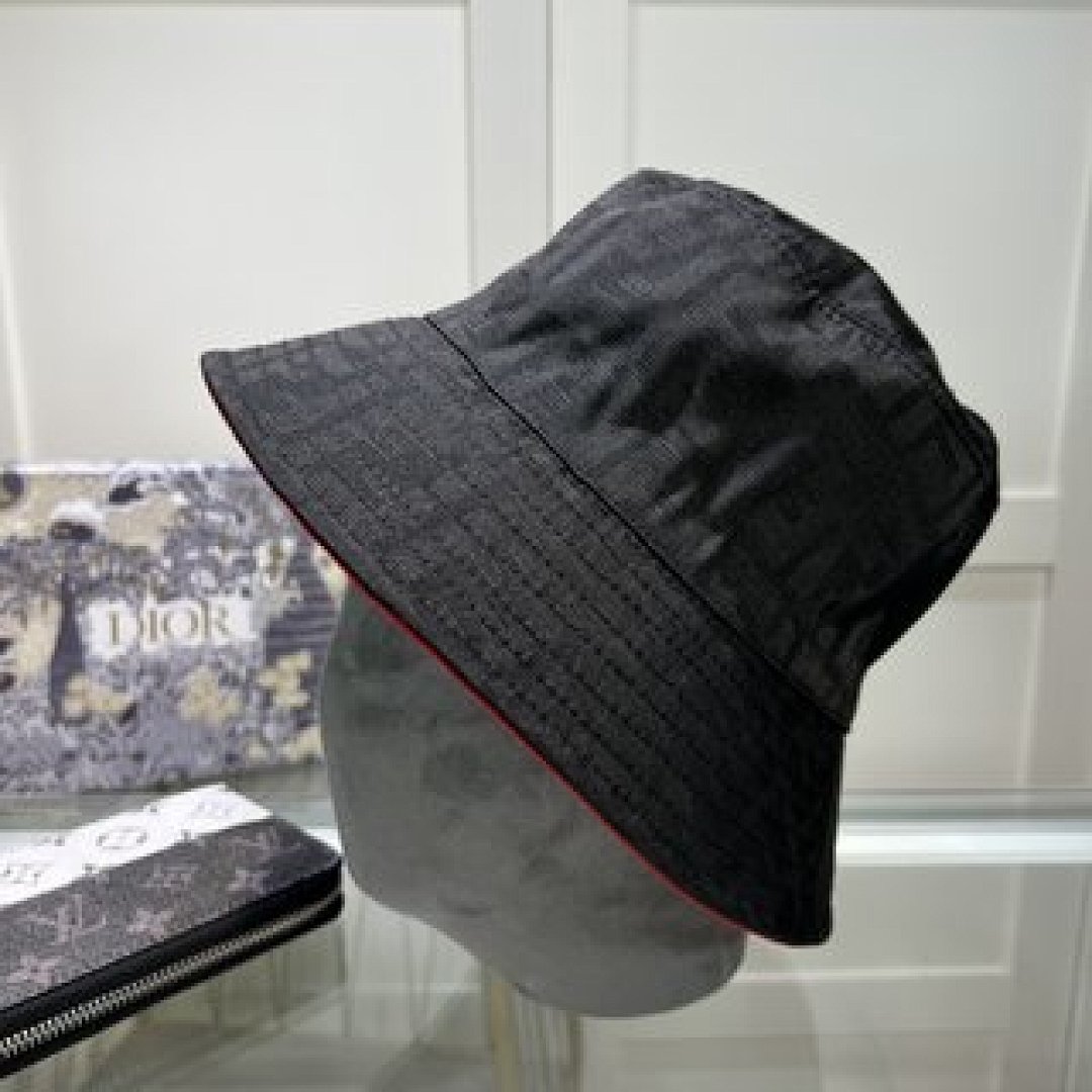 Other Fendi - Image 16