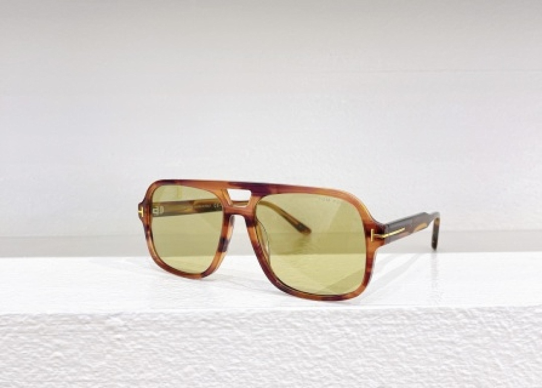 Other TOMTORD Sunglasses - Image 56