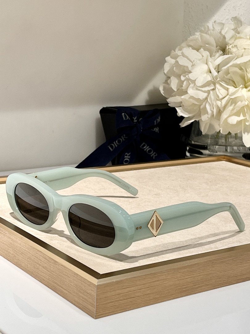 Other Glasses